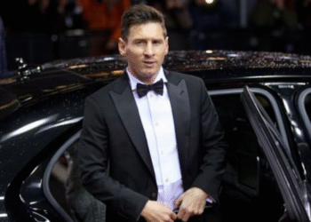 O dia em que Giorgio Armani vestiu Lionel Messi