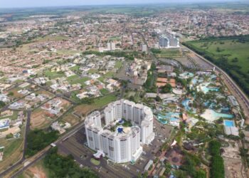 Veja como ficou o maior resort do Brasil