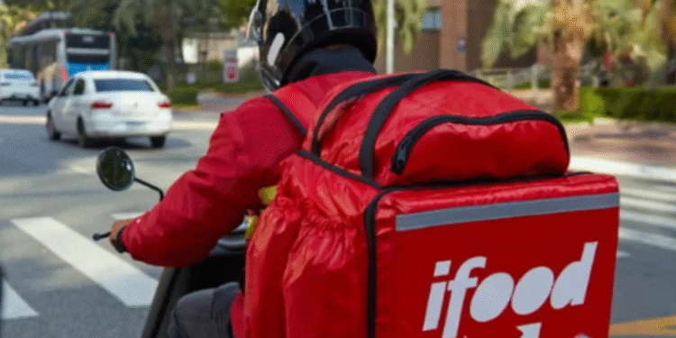 Quem trabalha com iFood recebeu uma péssima notícia nessa semana