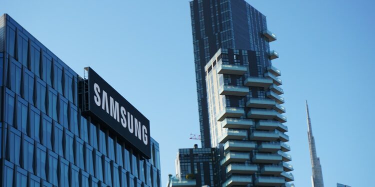 Samsung deixa de atualizar três de seus celulares mais vendidos