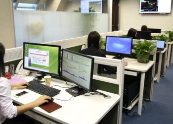 Empresas não vão mais precisar mostrar se pagam menos para mulheres — entenda a decisão polêmica da Justiça