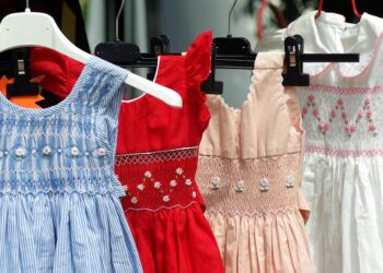 Roupas estão saindo com manchas da máquina de lavar? Veja como consertar