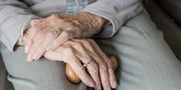 Cientistas estudaram o caso de uma mulher que viveu 117 anos e revelaram as chaves da sua longevidade