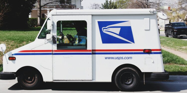 Correios surpreendem e paralisam pagamentos com cartão em agências próprias