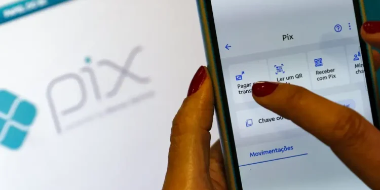 Cuidado: Pix Parcelado pode pesar no bolso e gerar dívidas impagáveis