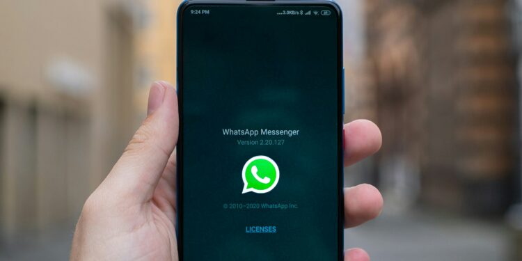 WhatsApp vai ficar idêntico ao antigo MSN em nova atualização