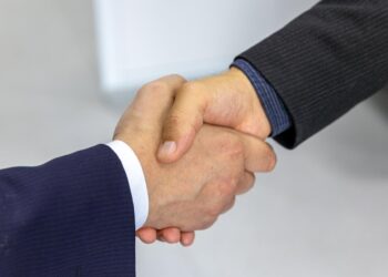 Duas potências militares se unem para possível Terceira Guerra Mundial