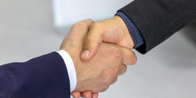 Duas potências militares se unem para possível Terceira Guerra Mundial