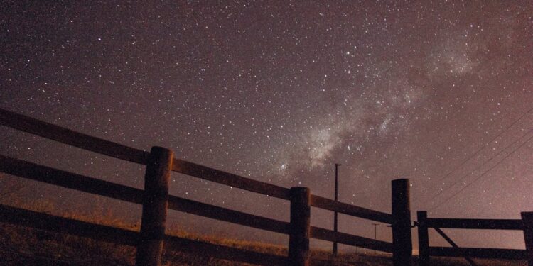 Moradores do Nordeste relatam ter visto disco de fogo sobrevoando o céu