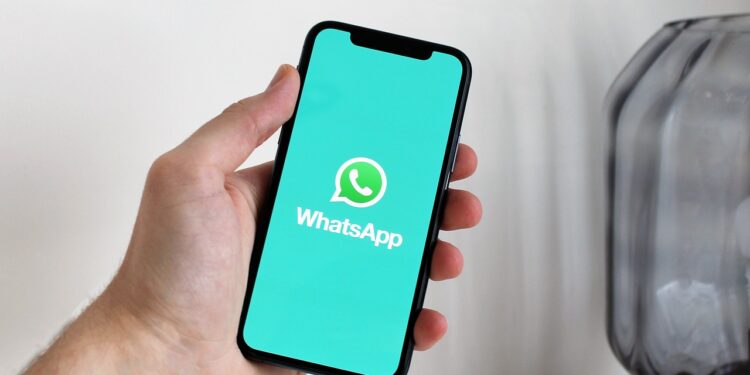 WhatsApp vai deixar de funcionar para sempre; seu celular está preparado?
