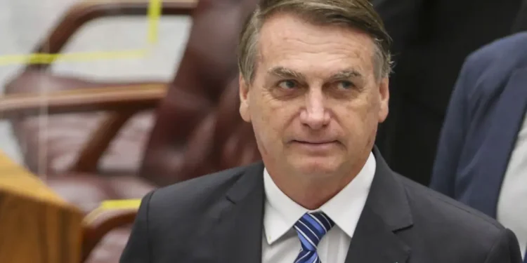 Veja qual foi o diagnóstico completo recebido por Bolsonaro após passar mal