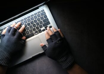 Esse é o golpe mais comum em 2025 e idosos estão caindo muito