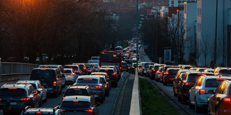 Brasil muda a Lei dos Sinaleiros e motoristas enfrentam novas regras