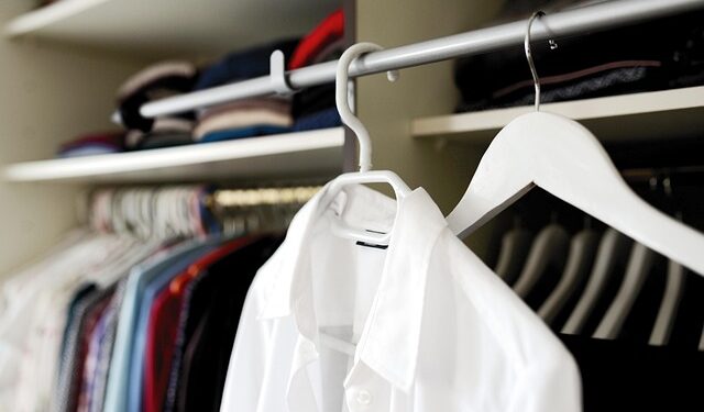 Shein encerra serviço no Brasil e surpreende consumidores