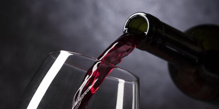 Quanto tempo um vinho aberto realmente se mantém bom