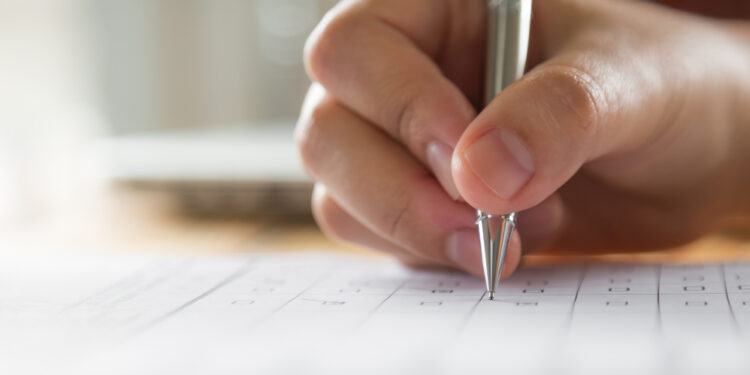 Especialistas revelam truque para resolver questões muito grandes no ENEM sem cansar