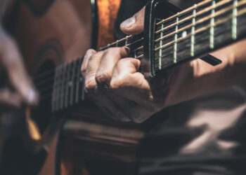 Celebridade teve que se despedir da Globo após ser diagnosticado com doença que causa muita dor