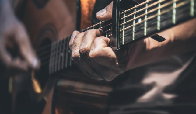 Celebridade teve que se despedir da Globo após ser diagnosticado com doença que causa muita dor