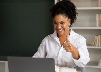 Professores estão pulando de alegria e devem ganhar novo bônus em 2026