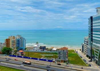 Cidade favorita dos bilionários no Brasil vai ampliar o tamanho da sua praia