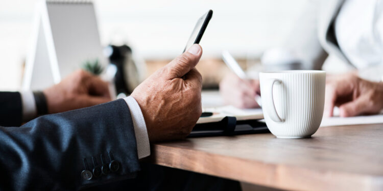 Presidente de 92 anos comanda esse país há 43 anos e deve vencer mais uma eleição em 2025