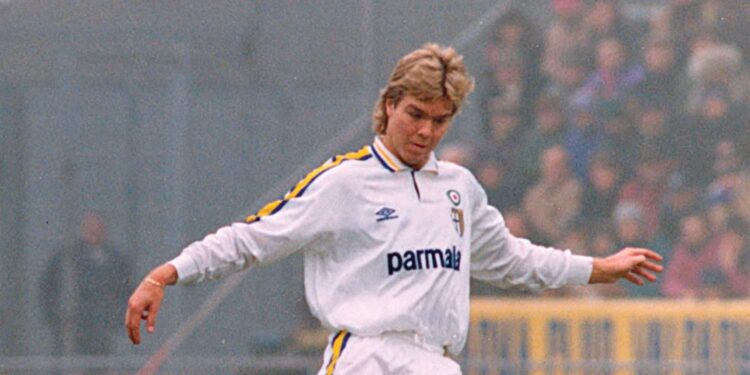 O ex-jogador de futebol que disputou Copa do Mundo e se aposentou aos 28 anos e hoje vende aspiradores