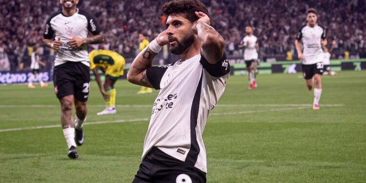 Craque da seleção brasileira declara amor ao Corinthians e sonha em jogar no clube