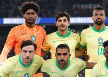 Seleção Brasileira dá vexame e sofre derrota histórica