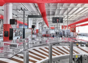 Amantes de KitKat comemoram: Brasil ganhou a maior fábrica do mundo