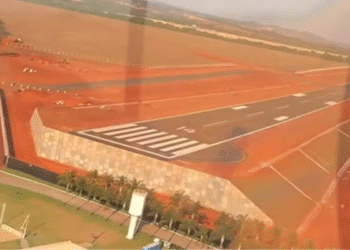 Cantor brasileiro bilionário construiu aeroporto próprio em sua casa