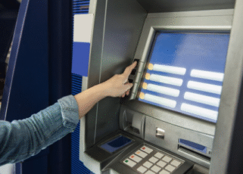 Caixa libera até R$ 3.600 por ano para famílias de baixa renda