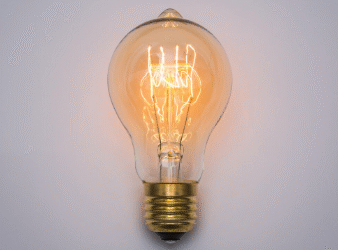 Nova lei pode aumentar a conta de luz para quem tem painel solar e reduzir atratividade da energia limpa