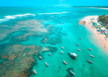 Destino no nordeste onde todos são amigos tem praias paradisíacas e foi considerado o lugar mais acolhedor do Brasil