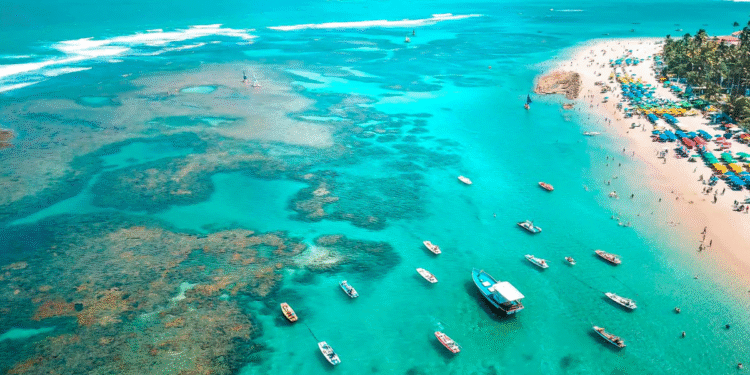 Destino no nordeste onde todos são amigos tem praias paradisíacas e foi considerado o lugar mais acolhedor do Brasil