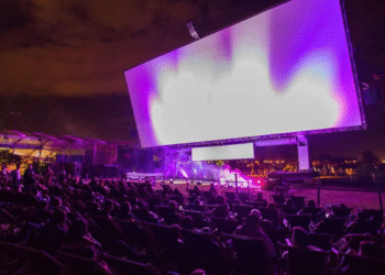 Maior sala de cinema do mundo é inaugurada no Brasil