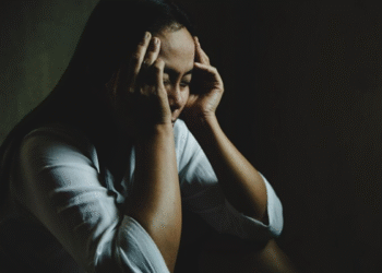 Mulher adotada era feita de empregada doméstica e acaba de ganhar indenização de R$ 50 mil