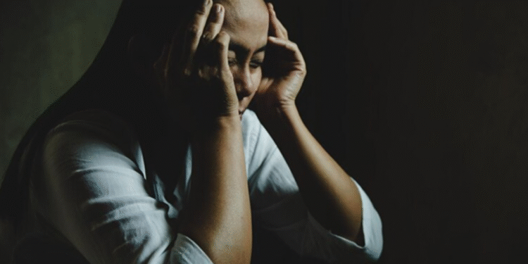 Mulher adotada era feita de empregada doméstica e acaba de ganhar indenização de R$ 50 mil