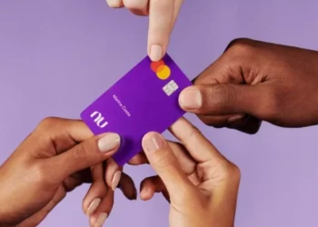 Clientes do Nubank vão ganhar um PRESENTÃO por 1 ano
