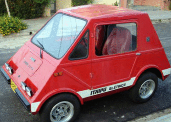 Primeiro carro elétrico no Brasil foi produzido em 1974 e era de uma marca nacional