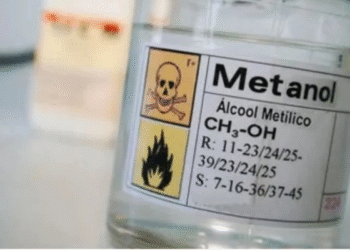 Saiba identificar os sinais da intoxicação por metanol e quando procurar ajuda