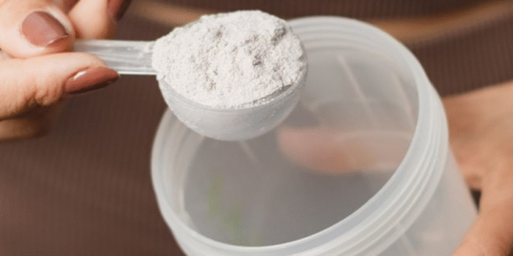 Saiba por que a creatina é indicada para idosos com 60+ anos