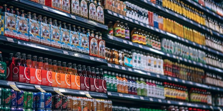 Refrigerante nostálgico do século passado volta após 25 anos longe das prateleiras