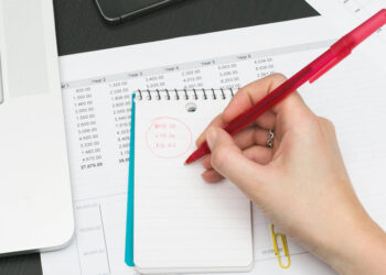 Acabou a espera: veja quando o 13º salário de 2025 vai cair na sua conta