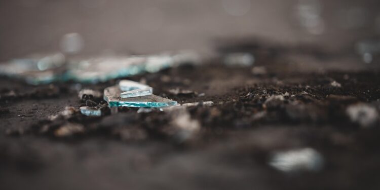 Essa tempestade bizarra faz chover vidro e espalha cheiro de ovo podre