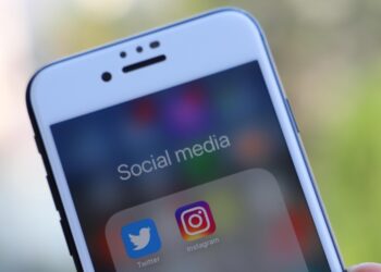 Nova censura? Governo impõe lei que não deixa as pessoas falarem sobre assunto desse país