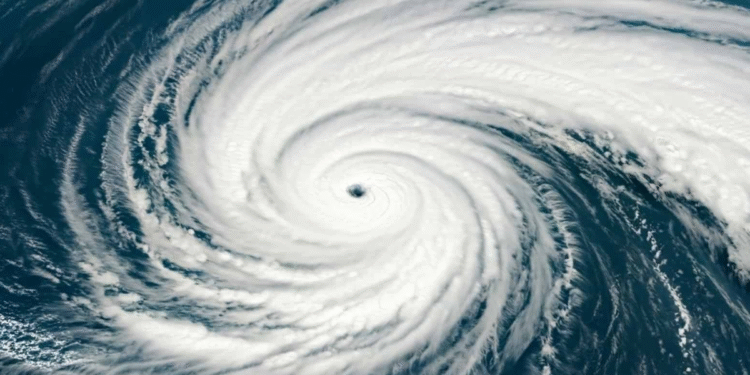 15 estados do Brasil estão em alerta máximo com perigo de fortes temporais