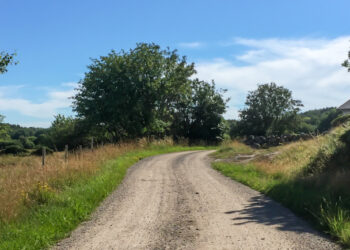Pedágio em estrada de terra cobra quase R$ 100 e deixa motoristas revoltados