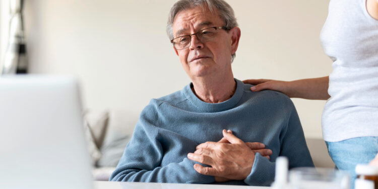 Suplemento que vários brasileiros usam pode causar graves problemas no coração