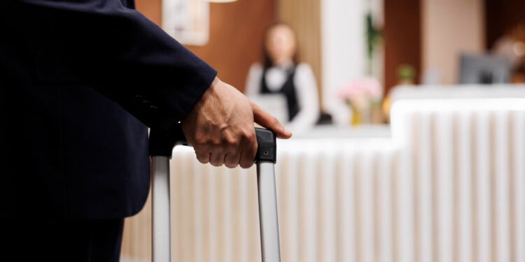 Governo anuncia novas regras para hotéis, pousadas, hostels e Airbnb