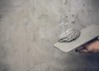 Nem pisos laminados e nem cerâmicas: o material que será tendência em 2025 para reformas